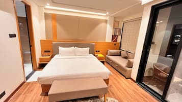 Deluxe Double Room, Pool View | 1 bedroom, in-room safe, free WiFi