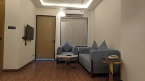 1 bedroom, in-room safe, free WiFi