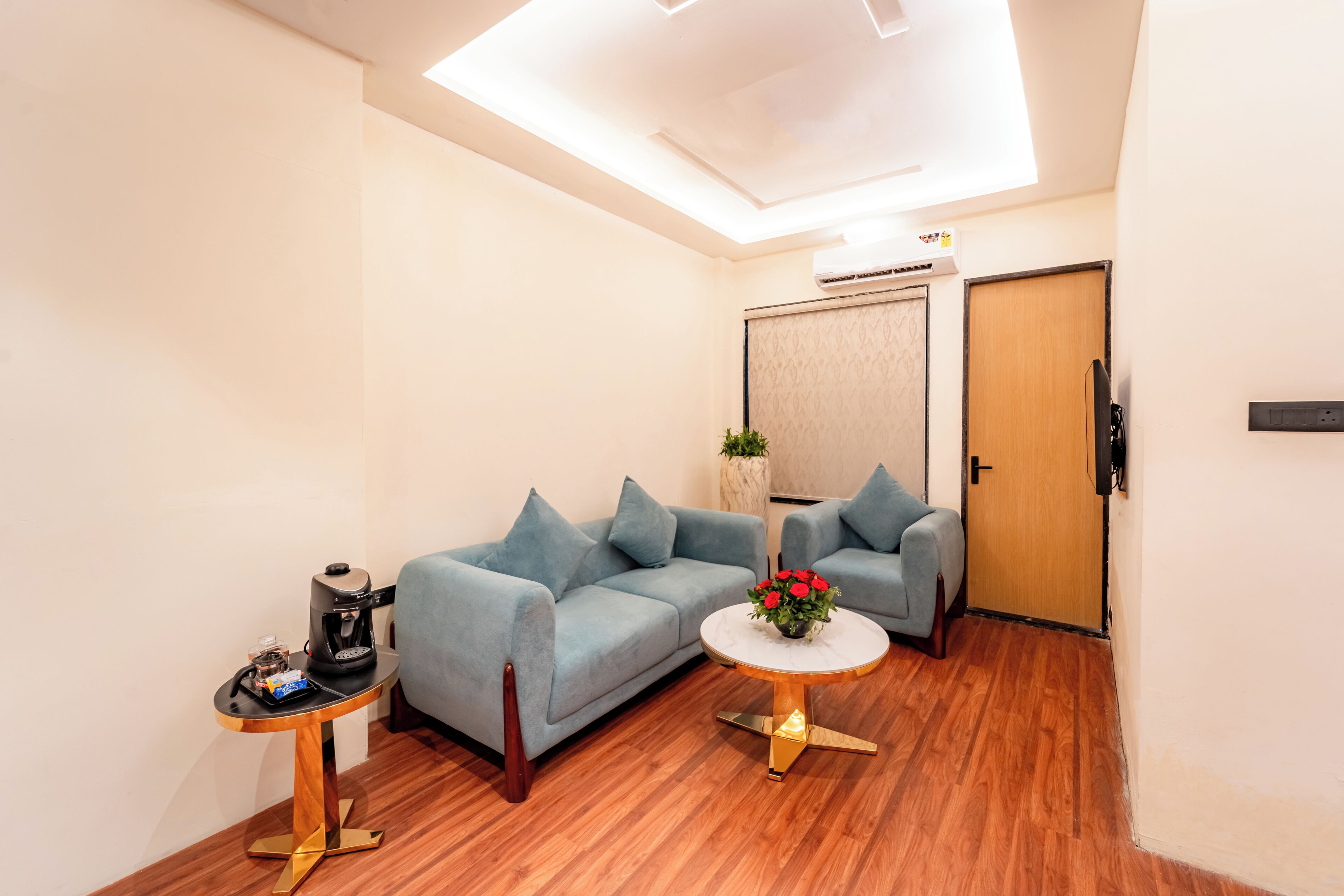 套房, 泳池景 | 房內夾萬、免費 Wi-Fi