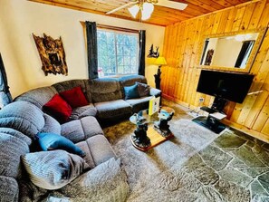 TV, fireplace, offices