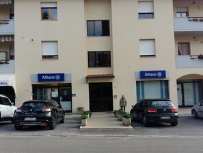 Exterior - 5 minutes from the historic center in Montepulciano accommodation for couples/families 4 pax (Montepulciano)