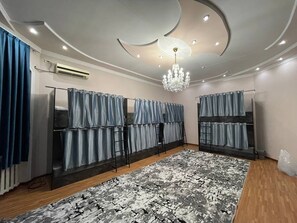 Soundproofing, free WiFi - Central Hostel (Tashkent)