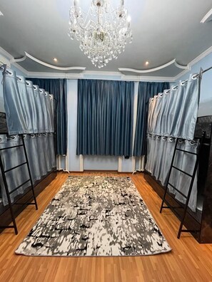 Soundproofing, free WiFi - Central Hostel (Tashkent)