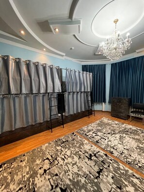 Soundproofing, free WiFi - Central Hostel (Tashkent)