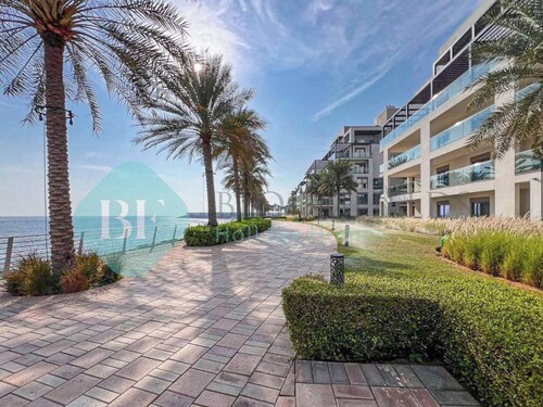 Bloomfields Address Luxury 2BR & Maid Sea View