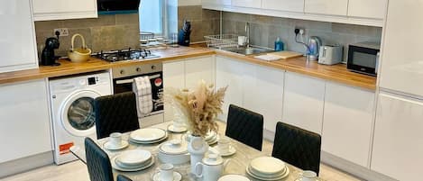 Apartment | Private kitchen