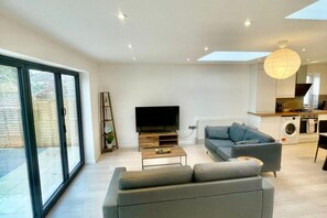 Apartment | Living area