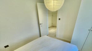 アパートメント | 2 室のベッドルーム、アイロン / アイロン台、WiFi (無料)、ベッドシーツ