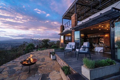 Nyumba Ndoto, Dream house with unreal views