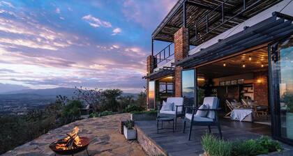 Nyumba Ndoto, Dream house with unreal views