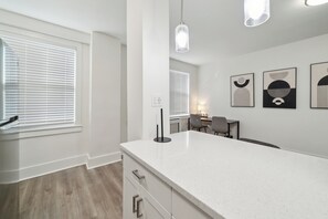 Interior - Fairfax Apartments 603 Spacious 1 Bed 1 Bth (Philadelphia)