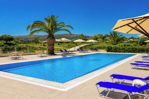 Front of property - Nautilos Hotel (Kefalonia)