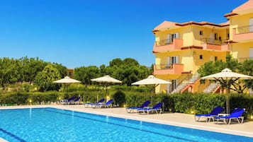 Piscina all'aperto