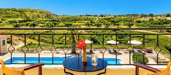 Nautilos Hotel