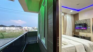 Family Apartment, Balcony, City View | Balcony