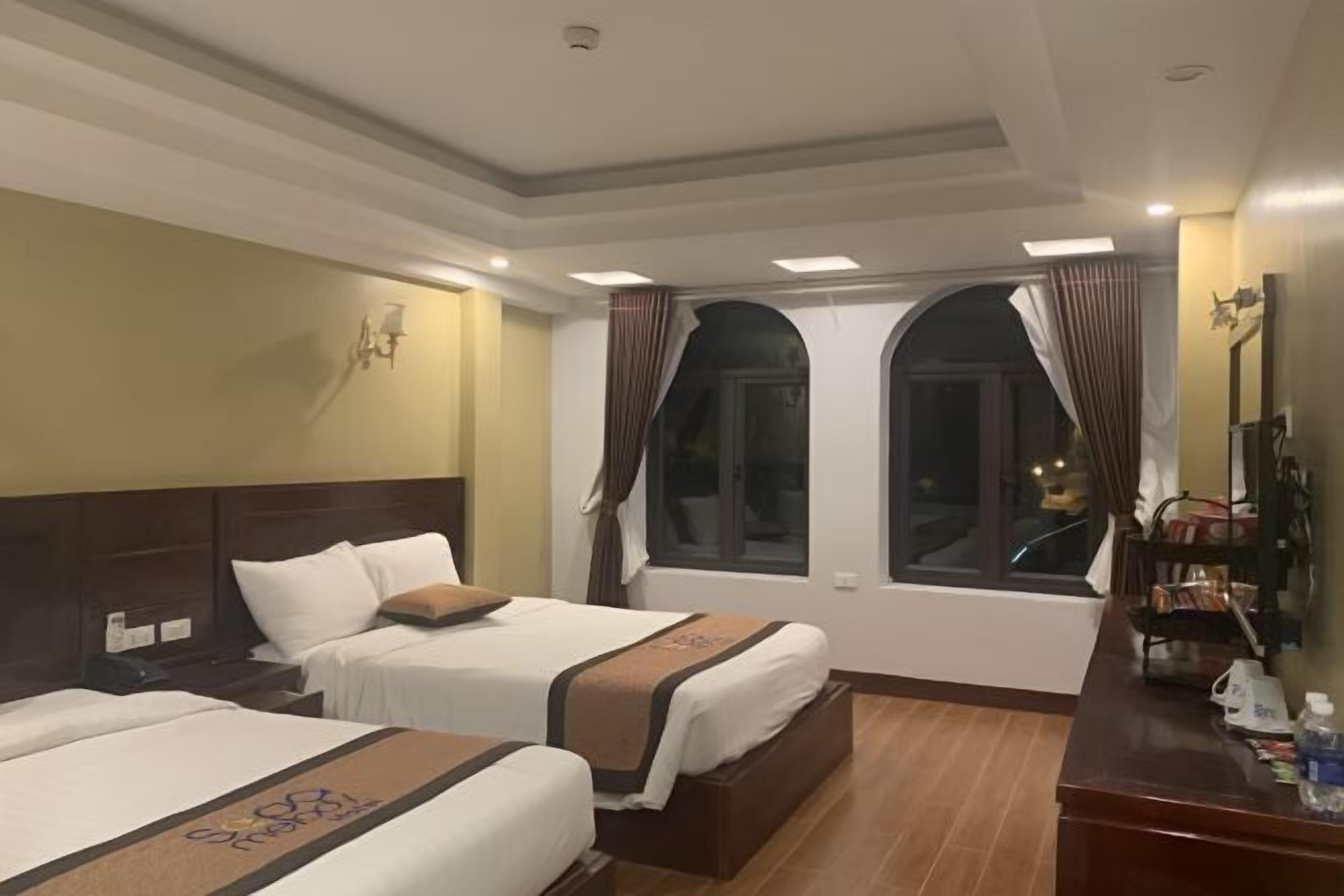 Mini-bar avec articles gratuits, Wi-Fi gratuit, draps fournis