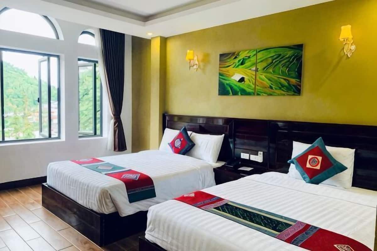 Minibar (con algunos artículos gratuitos), wifi gratis, ropa de cama