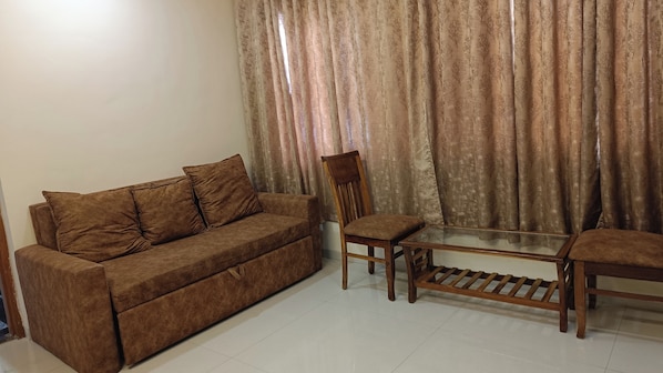 Family Double or Twin Room, City View | Free WiFi