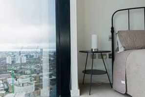 1 soverom, strykejern/-brett, wi-fi og sengetøy