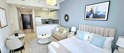 Skrivebord, strygejern/strygebræt, weekendseng, gratis Wi-Fi