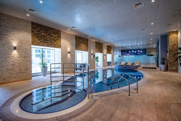 Beheizter Pool