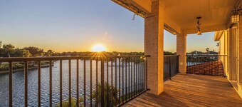 Luxury resort style living area with spectacular water view house located in Missouri City