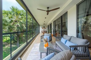 Deluxe Apartment, 3 Bedrooms | Living area