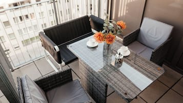 Habitación cuádruple Royal, balcón | Terraza o patio