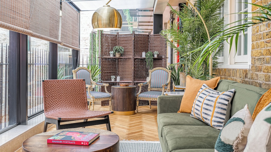 Luxury flats near Big Ben and London Eye