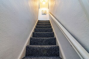 Interior - Beeston Central House - near shops and University (Beeston)
