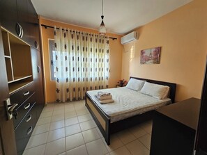 2 chambres, Wi-Fi gratuit, draps fournis