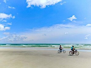 Una playa cerca