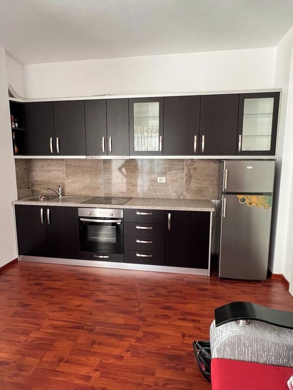 Apartment | Private kitchen | Fridge, microwave, oven, stovetop