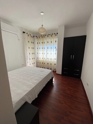 アパートメント | 1 室のベッドルーム、アイロン / アイロン台、WiFi (無料)、ベッドシーツ