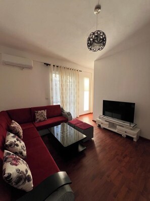 Apartment | Living area