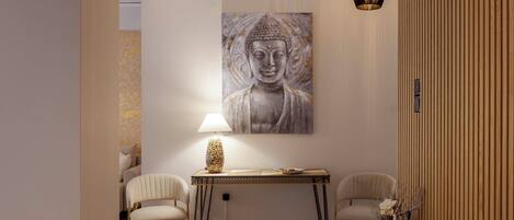 奢华公寓, 阳台, 城市景观 | 3 多间卧室、客房内保险箱、遮光窗帘、熨斗/熨衣板