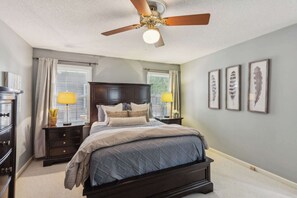 11 عدّة غرف نوم ومكتب ومكواة/لوح كي وواي فاي