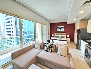 Interior - Sunrise Homes - Cozy Studio next to JBR Beach (Dubai Marina)