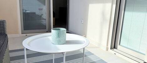 Apartamento, 1 habitación, balcón, vistas a la ciudad | Terraza o patio