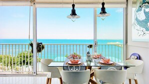 Apartment | Dining - Apartment in Roses Near Platja Dels Palangrers (Roses)