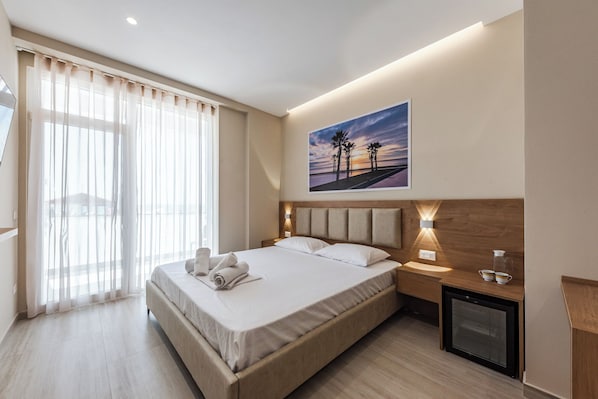 1 chambre, fer et planche à repasser, accès au Wi-Fi (inclus)