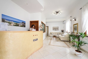 Lobby - Hotel La Darsena (San Vito Lo Capo)