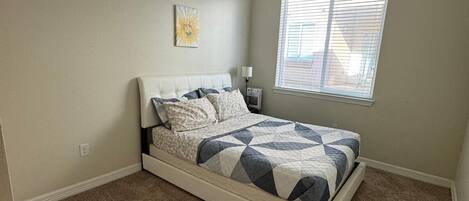 1 camera, una scrivania, ferro/asse da stiro, Wi-Fi