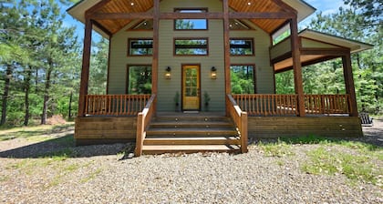 Quiet/private Cabin - Couples/family - Ideal Location