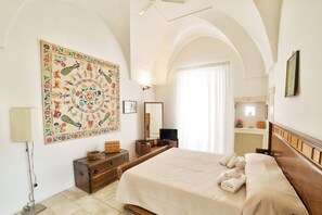 2 chambres, fer et planche Ă repasser, Wi-Fi gratuit, draps fournis