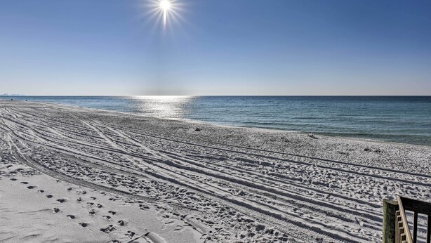 Apartment (1 Bedroom) | Interior - Walk to Beach: Resort Retreat w/ Balcony in Destin (Destin)