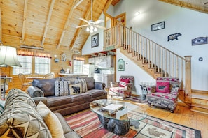 House (2 Bedrooms) | Interior