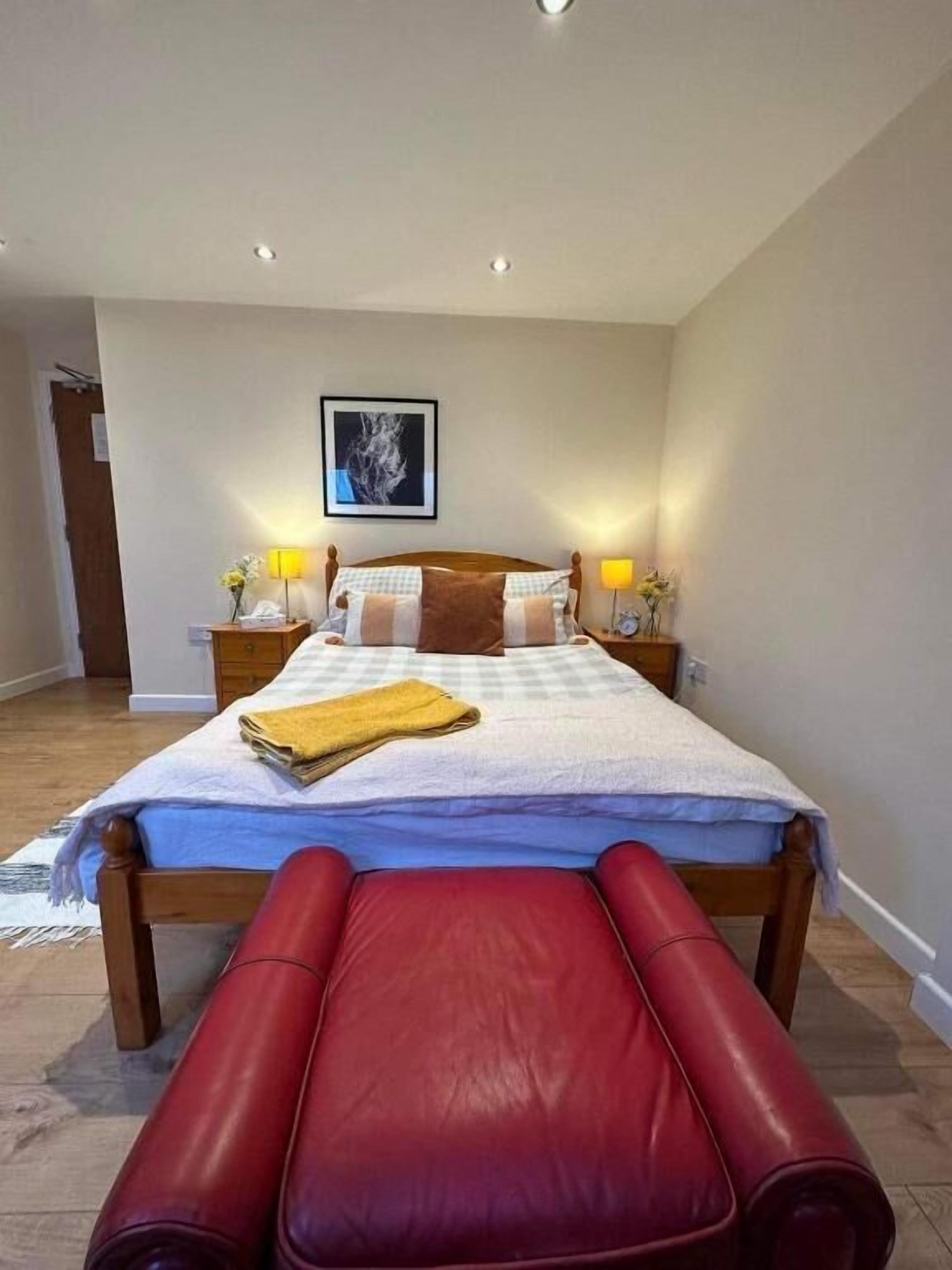 Double or Twin Room | Desk, free WiFi