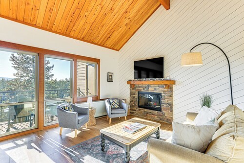 Hike, Ski & Golf: Bend Condo at Seventh Mtn Resort