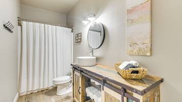 Talo (3 Bedrooms) | Sisätilat